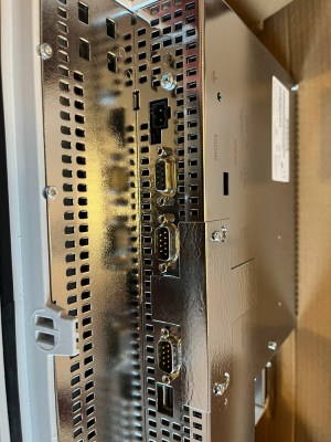 02-Siemens-6AV6545-0CC10-0AX0-f